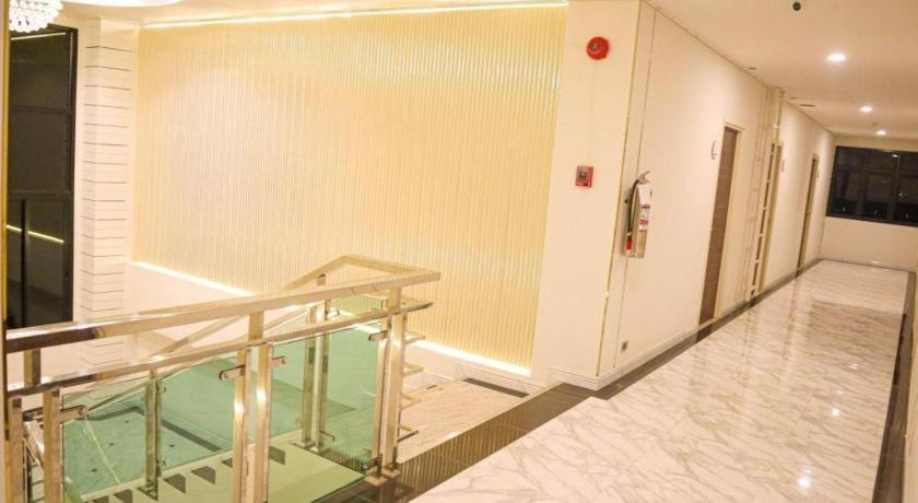 Aiyara Riverine Hotel, 나콘파놈 외부 사진