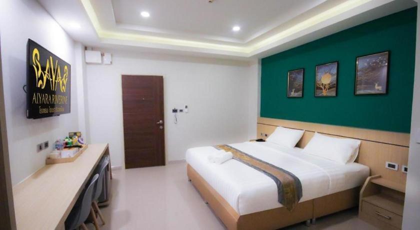 Aiyara Riverine Hotel, 나콘파놈 외부 사진